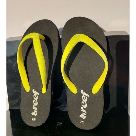 Reef Girls Stargazer Sparkly Yellow Toe Post Flip Flop Sandals size 7/8 NEW - Picture 7 of 7